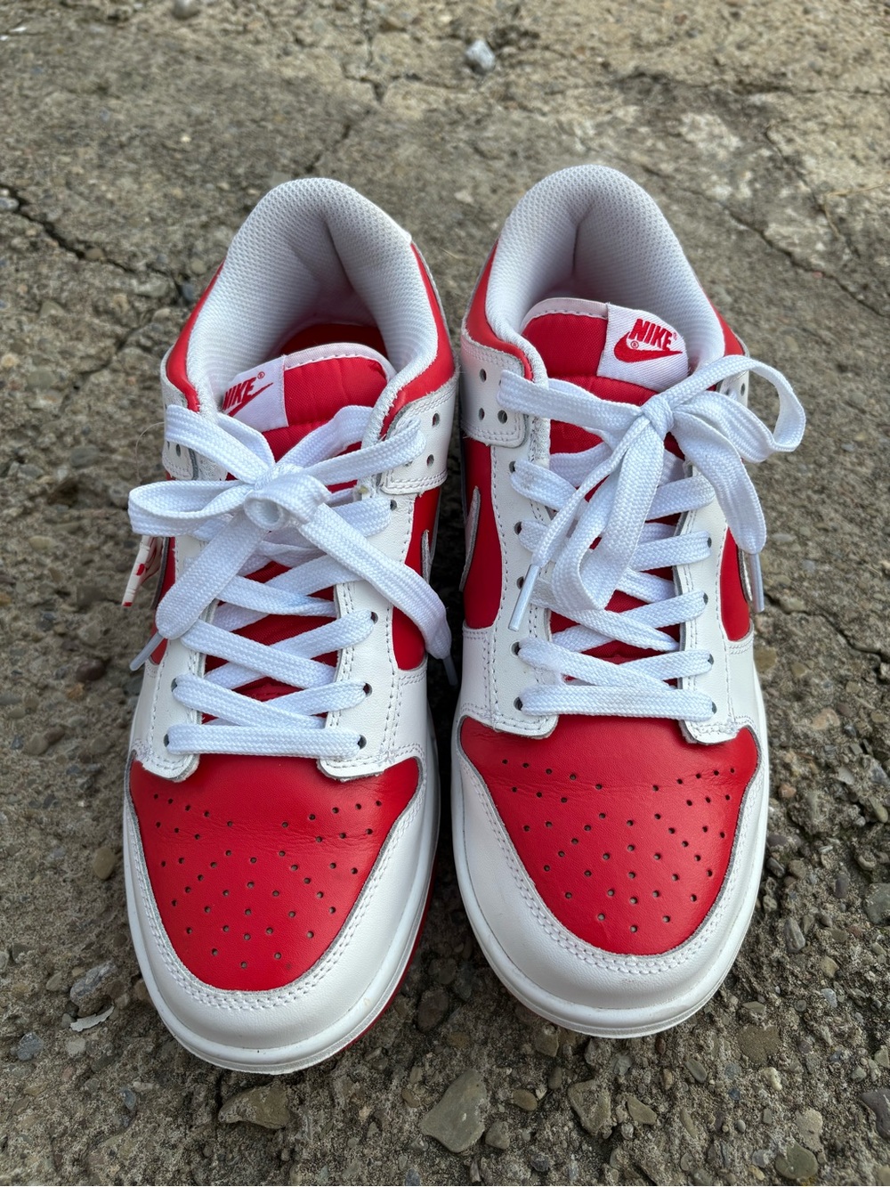 Nike mens Red and White Low-Top Sneakers - Classic Colorblock